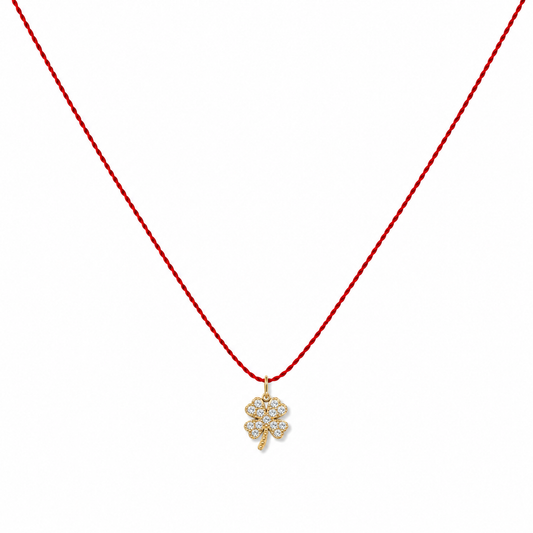 Nylon clover necklace